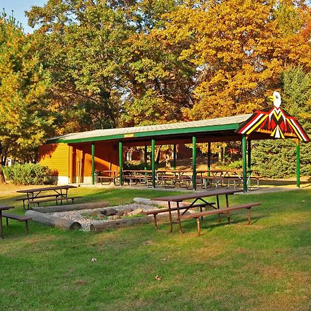 Arrowhead Resort Campground Plainville Ngoại thất bức ảnh